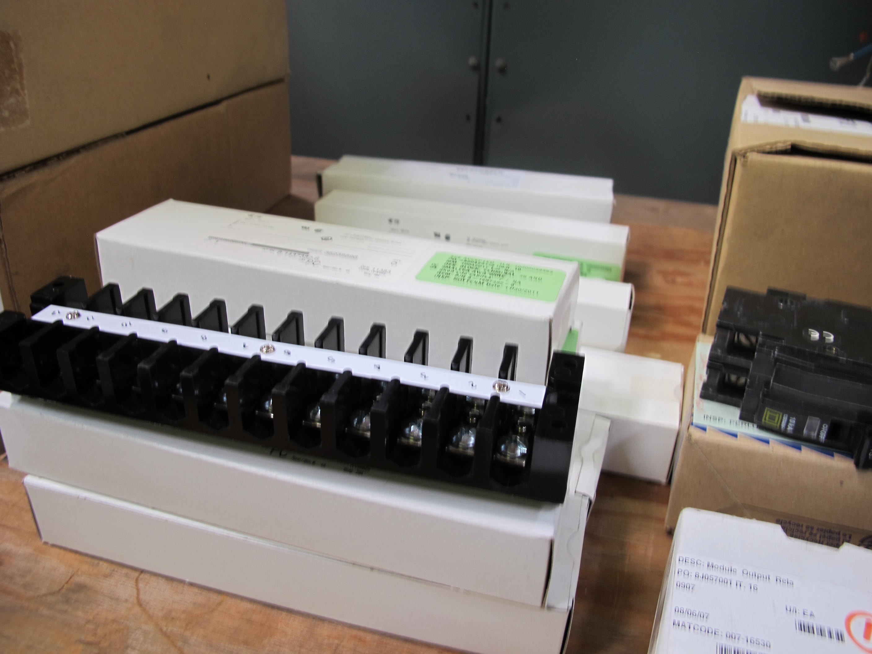 LOT TO INCLUDE BUT NOT LIMITED TO: (20) RELAYS, 120VAC COIL VOLTAGE, 10A CONTACT RATING, BLADE TERMINALS, DPDT CONTACT ARRNGMT, (2) SWITCHES, DISCONNECT TYPE, 600 AC, 250 DC VOLTAGE, 60A, 3 PHASE COMMENTS, (15) CLAMPS, GROUNDING TYPE, 1.10"-2.25"DIAM,60"BRAID SIZE, SOLDERLESS STYLE, COPPER MATERIAL, (24) CLAMPS, GROUNDING TYPE, 1.65"-3.50" DIAM, 60" BRAID SIZE, SOLDERLESS STYLE, COPPER MATERIAL, (12) BLOCKS, TERMINAL TYPE, #8 AND SMALLER AWG WIRE SIZE, 600V, 50A ELEC RATING, 12 CIRCUIT, ONE PIECE KIND, STRAP SCREW TERMINALS, 0.63 CENTER TO CENTER SIZE. LOADING & HANDLING FEE $15-4135
